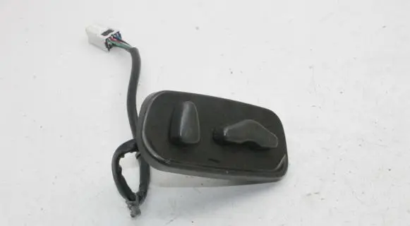 Nissan Pathfinder R51 Seat control switch 
