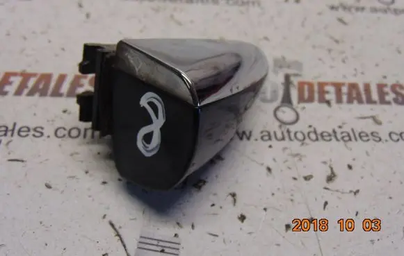 Mercedes-Benz E W211 Rear door handle cover 