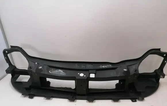 Opel Vivaro Radiator support slam panel 8200274224