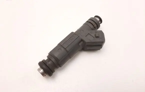 BMW X5 E53 Fuel injector
