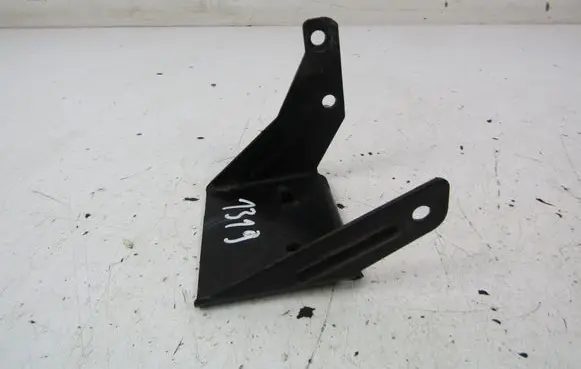 Skoda Octavia Mk2 (1Z) Engine mounting bracket 06A103309AH
