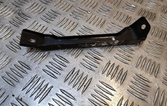 Audi A6 S6 C6 4F Radiator support slam panel bracket 4F0809891