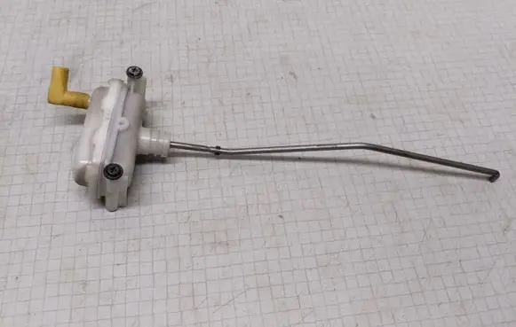 Volkswagen PASSAT B4 Central locking motor 3A5862159