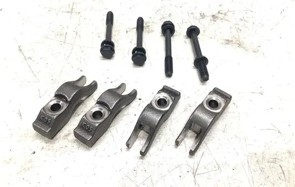 Opel Astra H Fuel Injector clamp holder
