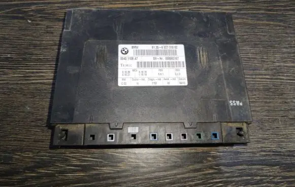 BMW 5 E60 E61 Seat control module 692731002 000085167 00401108A7