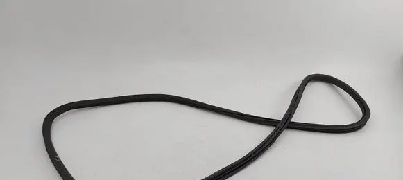 Volkswagen Touareg II Rear door rubber seal (on body) 7P0867367F 7P0839911A
