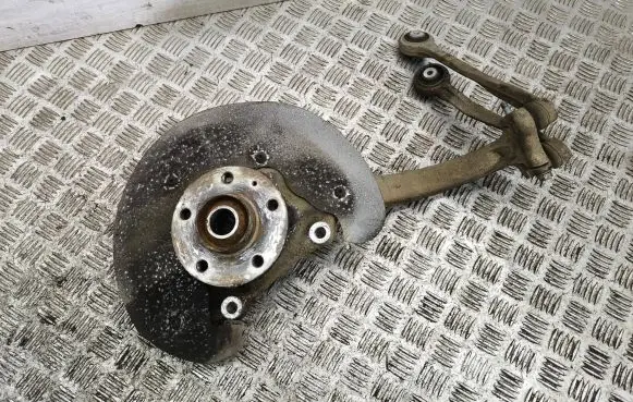 Audi A7 S7 4G Front wheel hub