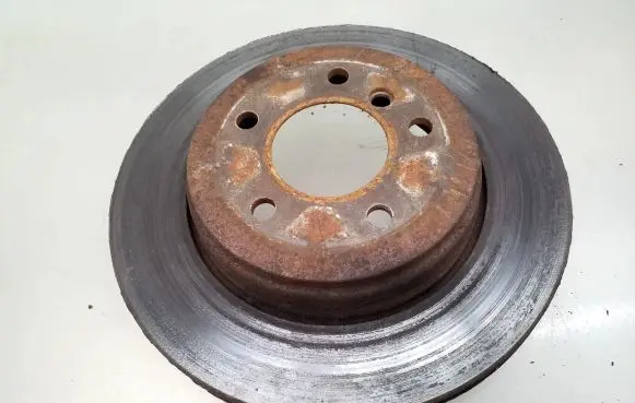 BMW 5 E60 E61 Rear brake disc
