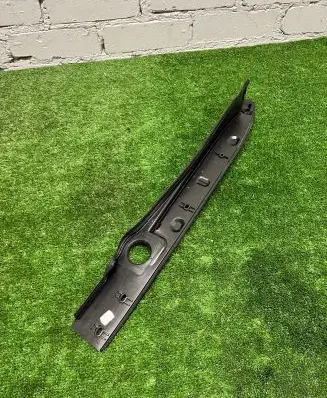 BMW M4 G82 G83 Fender end trim 7486826