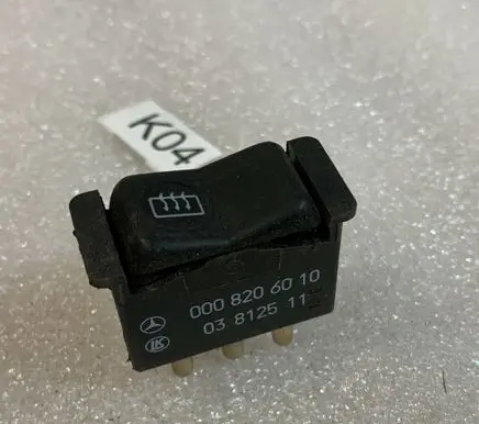 Mercedes-Benz SL R107 Windscreen/window heater switch A0008206010
