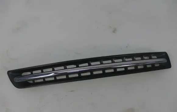 Volvo XC90 Front bumper lower grill 30678954