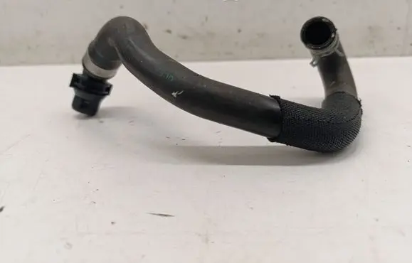 Volvo XC90 Engine coolant pipe/hose 31686101