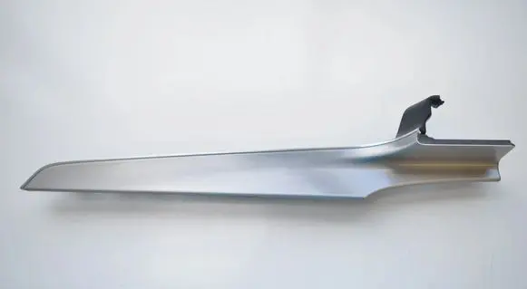 Dashboard glove box trim