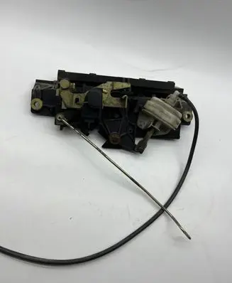 Audi A4 S4 B5 8D Tailgate/trunk/boot lock/catch/latch