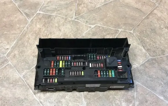 BMW 7 F01 F02 F03 F04 Fuse module 9252816