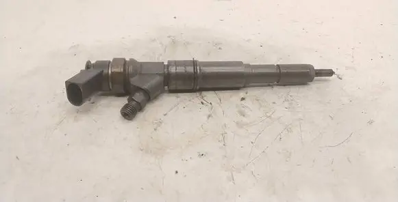 Fuel injector