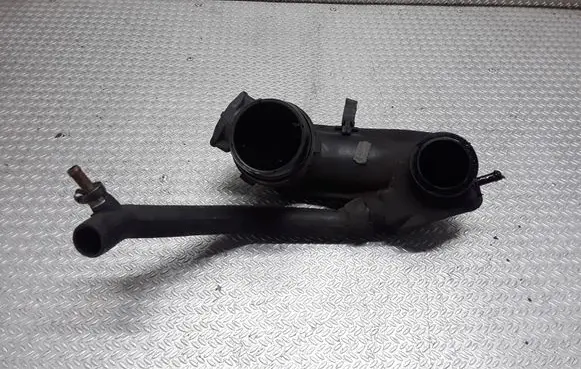 Mercedes-Benz Vaneo W414 Air intake duct part 6680900529