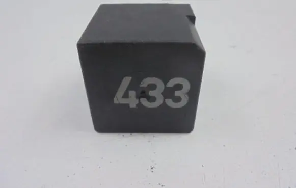 Volkswagen Golf IV Other relay 3D0951253A
