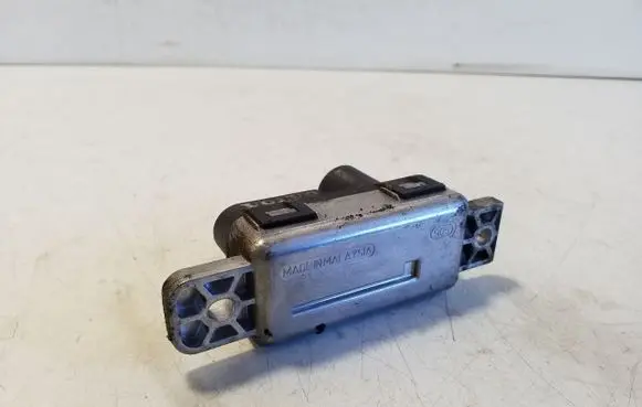 Volvo XC60 Glow plug pre-heat relay 31459300 0281003154