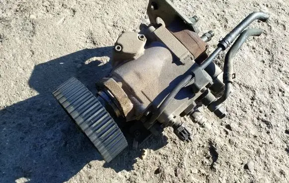 Mazda 323 Fuel injection high pressure pump 09650050016