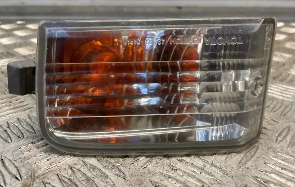 Front indicator light