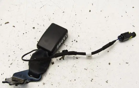 Peugeot 2008 II Front seatbelt buckle 143462020