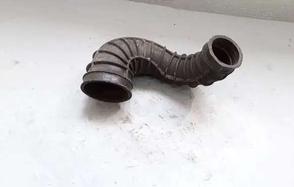 Volvo XC90 Air intake hose/pipe 08634143