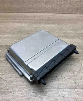 Volvo S70 V70 V70 XC Engine control unit/module ECU 09496667A 0281001776