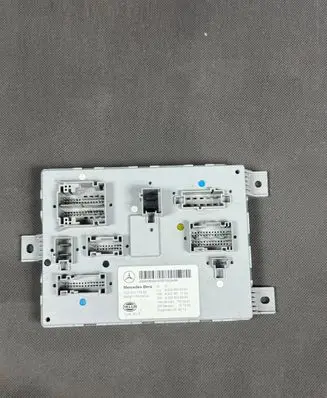 Mercedes-Benz C W205 SAM control unit A2059008304 A2059005914 A2229028904