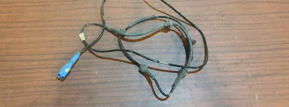 Citroen C5 ABS brake wheel speed sensor