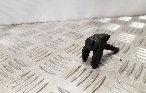 Fuel Injector clamp holder