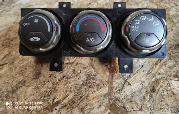 Honda Element Climate control unit A01875K