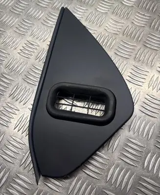 Maserati Ghibli Dashboard side end trim 06700184350