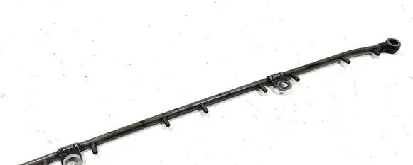 Toyota Avensis T270 Other cylinder head part 