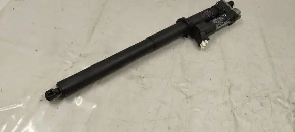 BMW 4 F36 Gran coupe Tailgate/trunk strut/damper 7432376