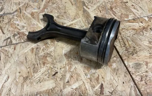 Porsche Cayenne (9PA) Connecting rod/conrod 