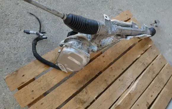 Peugeot 208 Steering rack