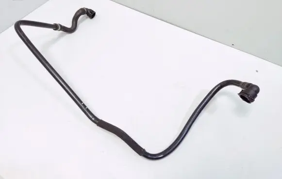 BMW i8 Engine coolant pipe/hose 7640851