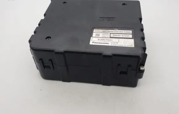 Toyota Prius (XW20) Brake system control unit/module 8968047020 6453C030