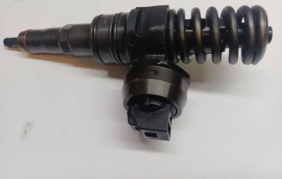 Volkswagen PASSAT B6 Fuel injector 038130073BQ
