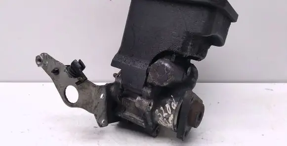 BMW 3 E46 Power steering pump