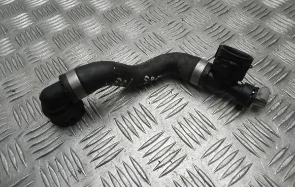 Mercedes-Benz C AMG W205 Engine coolant pipe/hose A2055010891