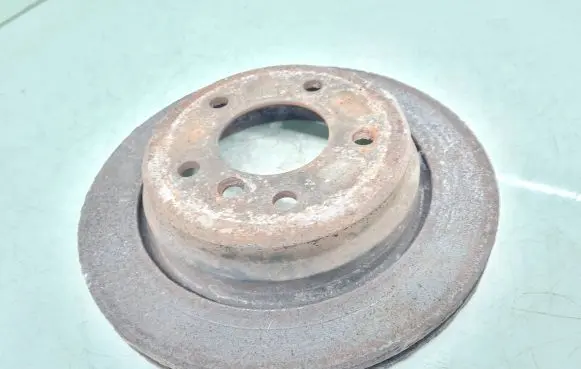 BMW 5 E39 Rear brake disc