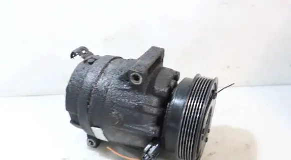 Renault Megane II Air conditioning (A/C) compressor (pump)