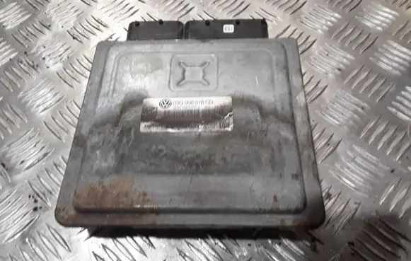 Volkswagen PASSAT B6 Engine control unit/module 03G906018CD