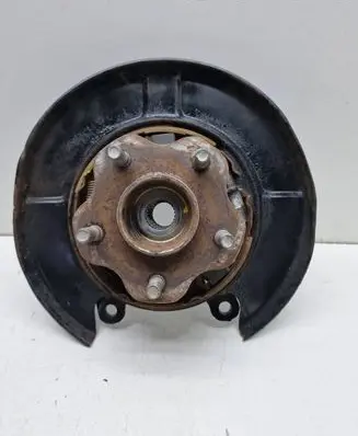 Nissan Juke I F15 Rear wheel hub 402023US0A