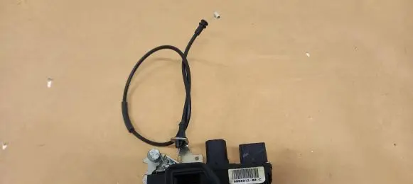 Tesla Model S Front door lock 600891200C