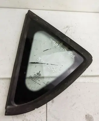 KIA Ceed Front triangle window/glass 878101H000