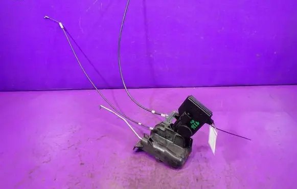 Mazda 6 Front door lock