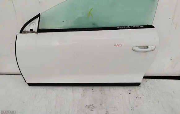 Volkswagen Scirocco Front door